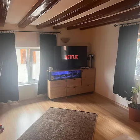 Old Town Apartman Ivisovo Greblje