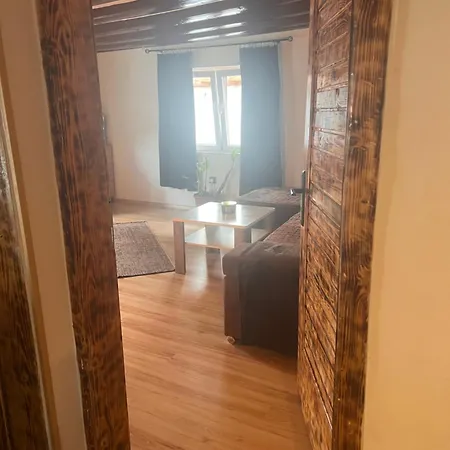 Old Town Apartamento *